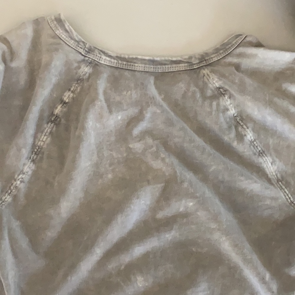 Ruffle top - Picture 2 of 2